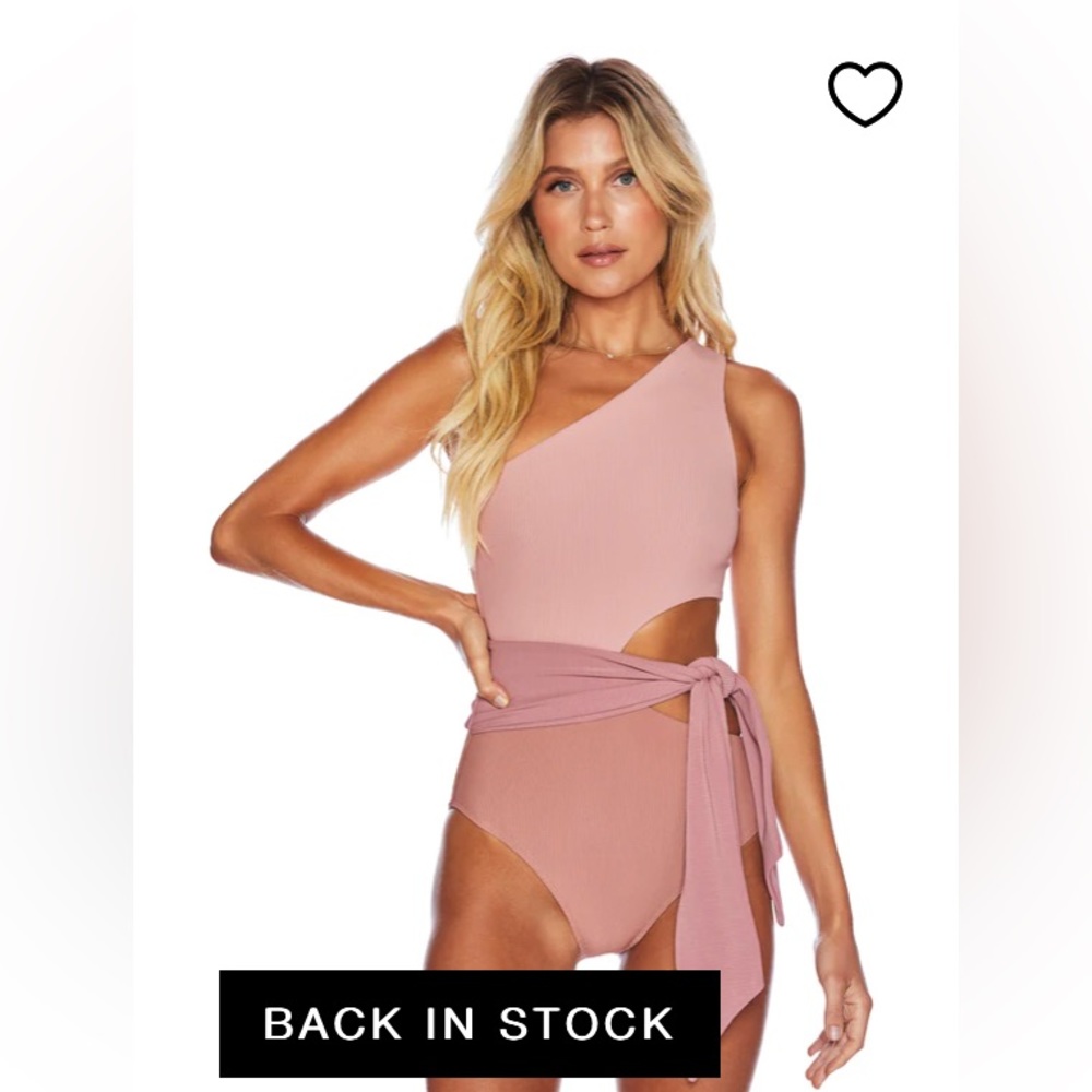 Brand new Beach Riot swimsuit